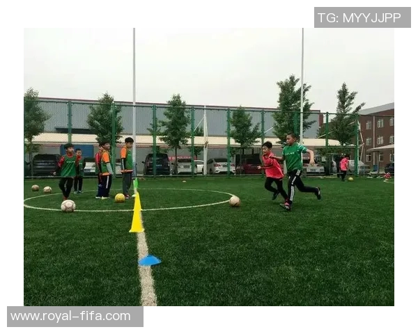 通州足球培训班助力青少年成长提升技能培养团队精神与竞技意识