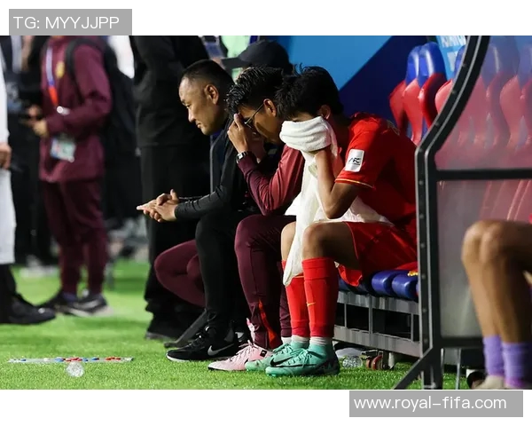 足球赛胜一场的背后故事与球队精神的传承与奋斗历程